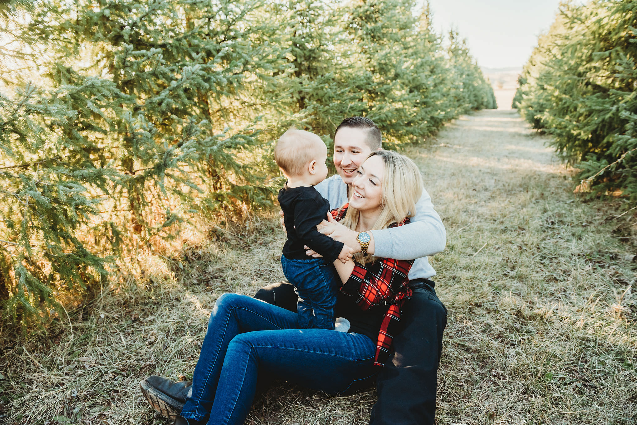 Holiday Tree Farm Mini Session Family and Children Portrait Photographer Idaho Falls Jenna Boshart Photography