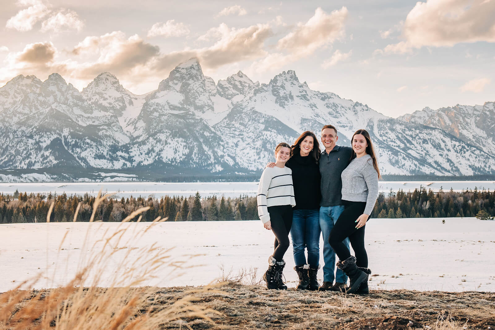 Grand Teton National Park mountains family session senior portraits